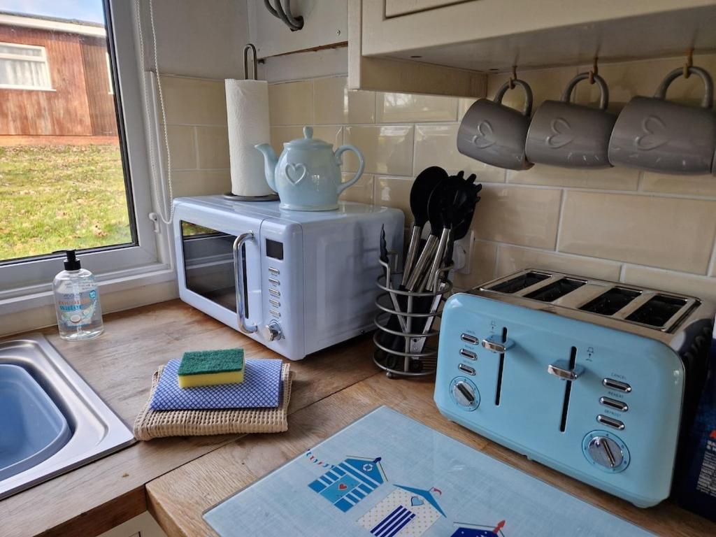 Caldon Holiday Chalet Sleeps 4 In Dartmouth Wifi Electric Inc Pet Friendly المظهر الخارجي الصورة