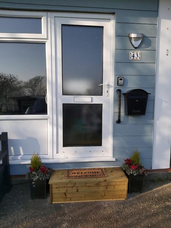 Caldon Holiday Chalet Sleeps 4 In Dartmouth Wifi Electric Inc Pet Friendly المظهر الخارجي الصورة