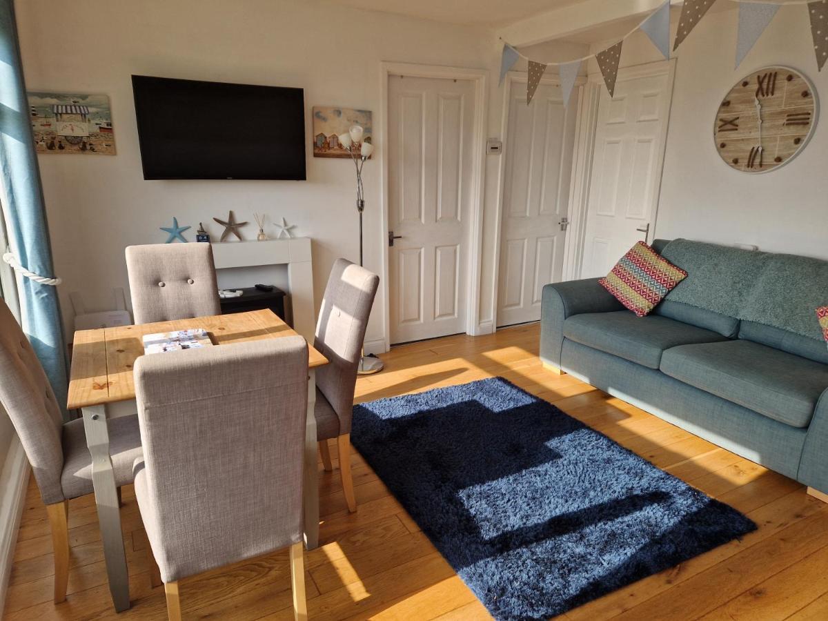 Caldon Holiday Chalet Sleeps 4 In Dartmouth Wifi Electric Inc Pet Friendly المظهر الخارجي الصورة